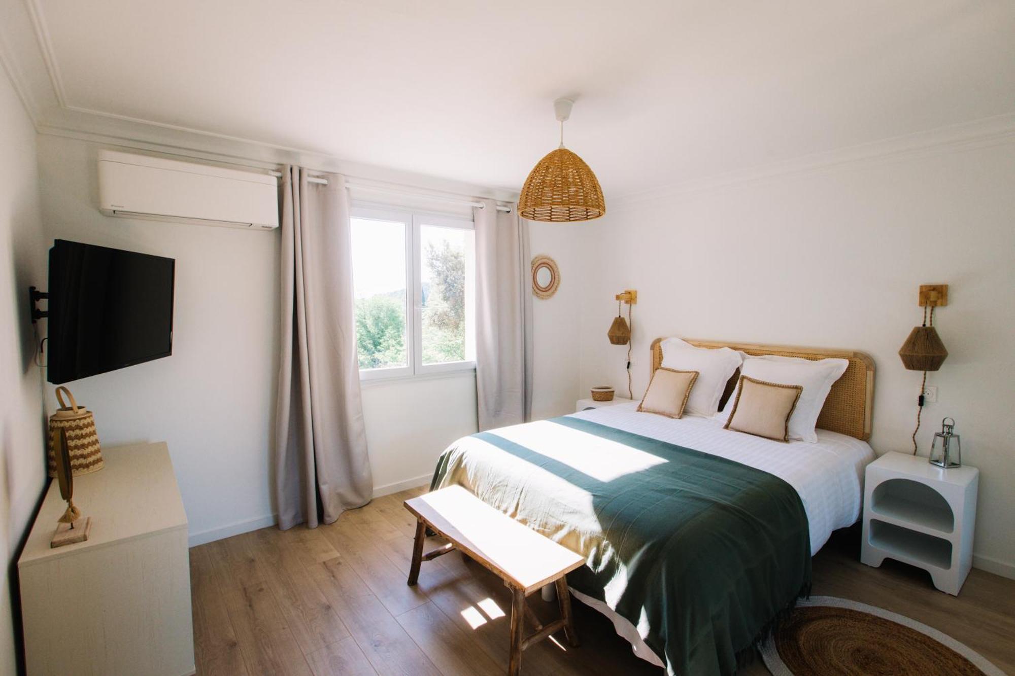 Mas Des Arts & Spa La Colle-sur-Loup Exterior photo